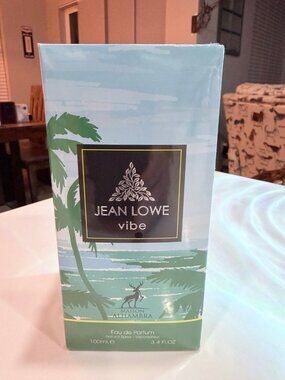 Jean Lowe Vibe, an Eau de Parfum by Maison Alhambra.